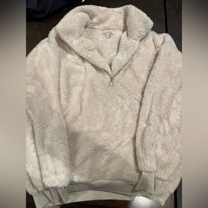 Fuzzy Quarter zip